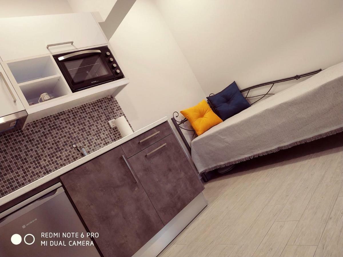 Tsoutis RoomsAlmiropótamos エクステリア 写真